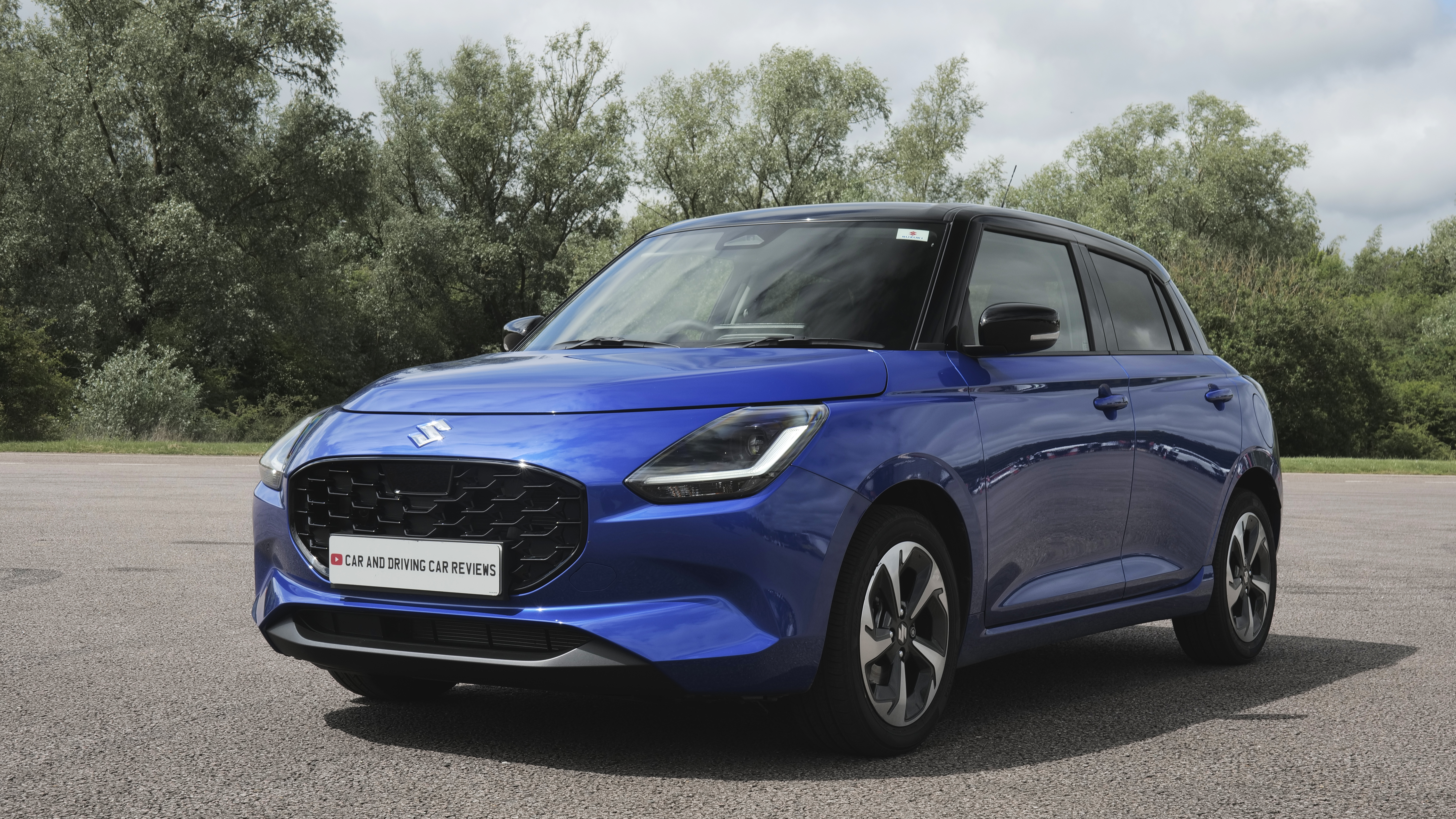 SUZUKI SWIFT HATCHBACK 1.2 Mild Hybrid Motion 5dr CVT